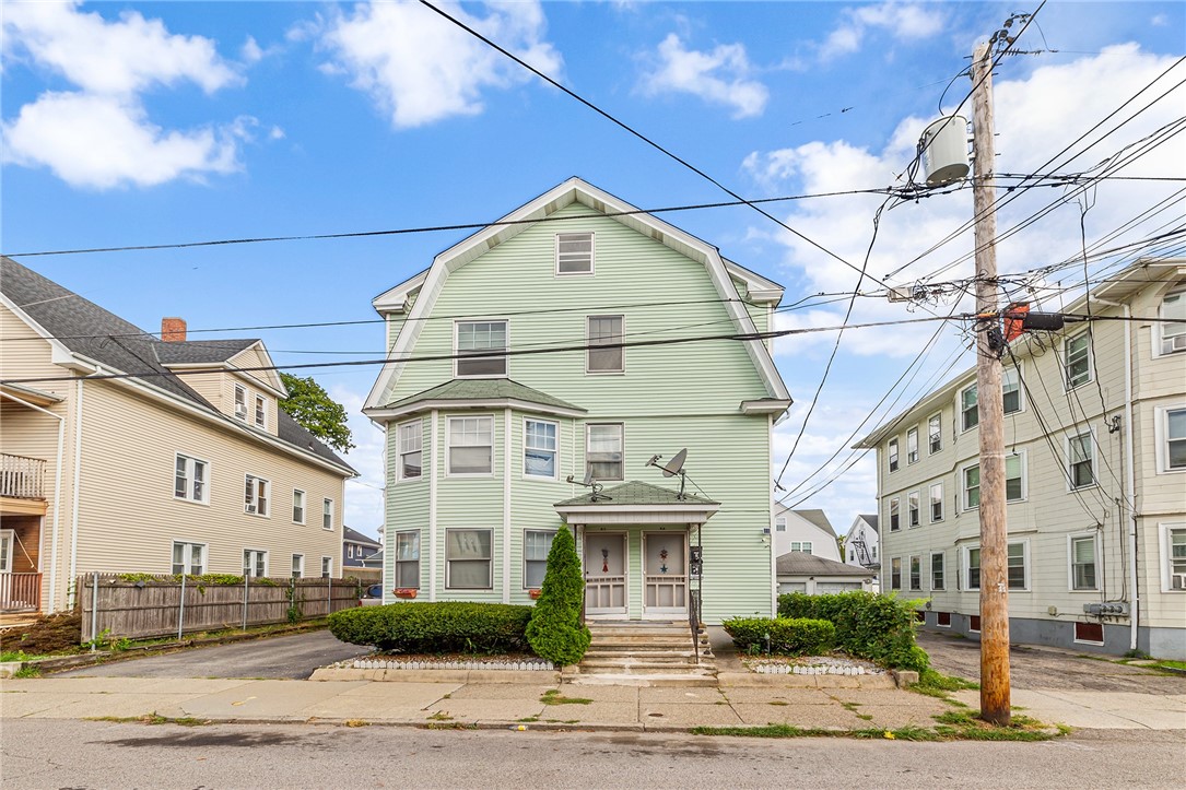 82 Englewood Ave, Pawtucket, RI 02860 MLS 1346690 Coldwell Banker