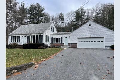 19 Fanning Lane, Smithfield, RI 02828 - Photo 1