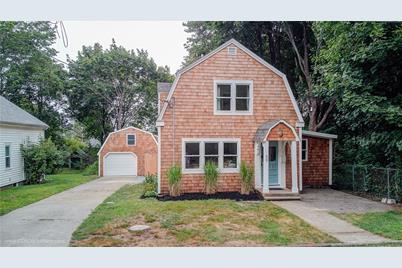 59 Melrose Avenue, Jamestown, RI 02835 - Photo 1