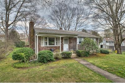 62 Pond Street, South Kingstown, RI 02879 - Photo 1