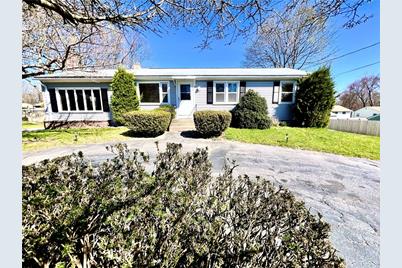 155 Lewiston Street, Warwick, RI 02889 - Photo 1