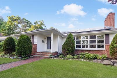 17 Longview Drive, Cranston, RI 02920 - Photo 1