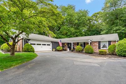 6 Chester Avenue, Bristol, RI 02809 - Photo 1