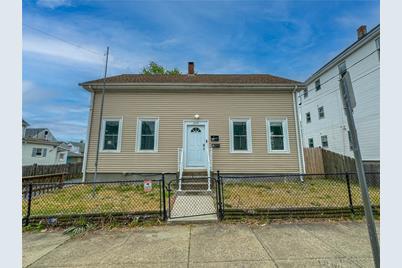219 Meadow Street, Pawtucket, RI 02860 - Photo 1