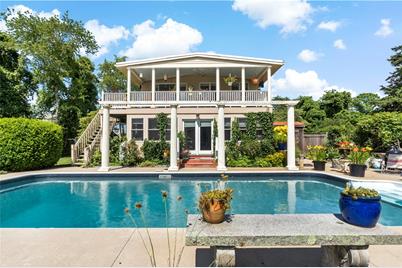 20 Bedford Circle, Narragansett, RI 02882 - Photo 1