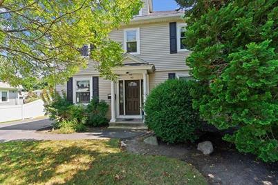 90 Doane Street, Cranston, RI 02901 - Photo 1