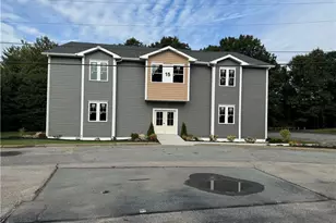 33 College Hill Rd, Warwick, RI 02886 - Photo 1