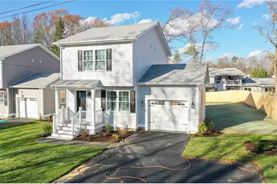 99 Woodlawn Avenue #3, North Providence, RI 02904 - Photo 1