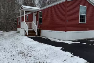 10 Hemlock Rd, Glocester, RI 02814 - Photo 1