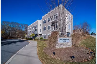 1001 Main Street #4, East Greenwich, RI 02818 - Photo 1