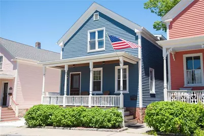 44 Hammond Street, Newport, RI 02840 - Photo 1