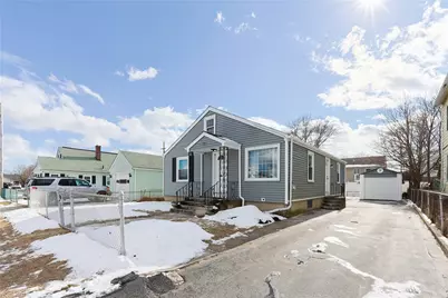 39 Yale Avenue, Pawtucket, RI 02860 - Photo 1