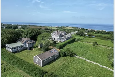 959 Dorry's Cove Road, Block Island, RI 02807 - Photo 1