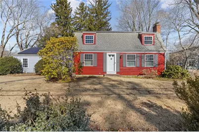 46 Lincoln Avenue, Barrington, RI 02806 - Photo 1