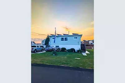 29 Montauk Avenue, Westerly, RI 02891 - Photo 1