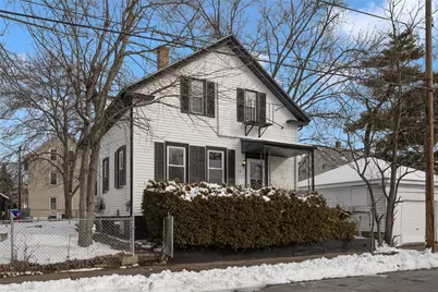 15 Woodlawn Avenue, Pawtucket, RI 02860 - Photo 1