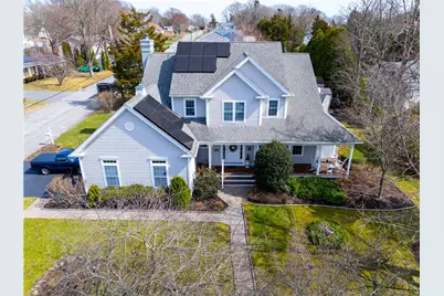 14 Clifton Road, Bristol, RI 02809 - Photo 1