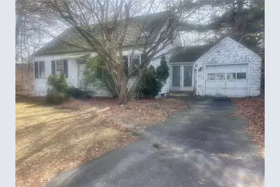 115 Welfare Avenue, Cranston, RI 02910 - Photo 1