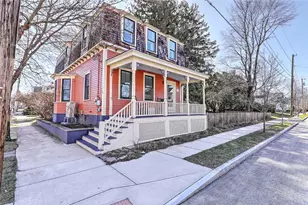 27 Sowamsett Ave, Warren, RI 02885 - Photo 1