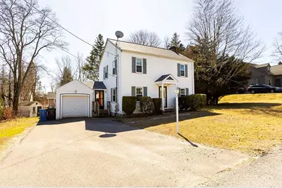 10 Hadde Avenue, Cumberland, RI 02864 - Photo 1