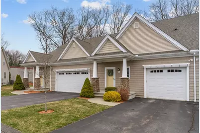 8 Nicole Circle #B, Smithfield, RI 02917 - Photo 1