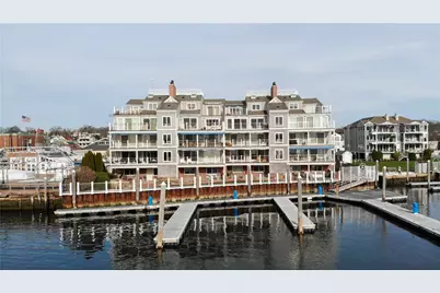 31 Coddington #13, Newport, RI 02840 - Photo 1