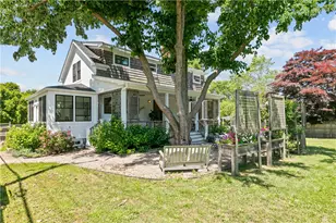 76 Van Zandt Ave, Newport, RI 02840 - Photo 1