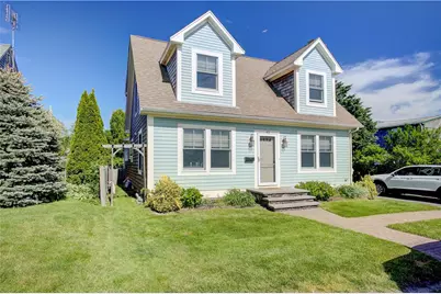 40 Holten Avenue, Newport, RI 02840 - Photo 1