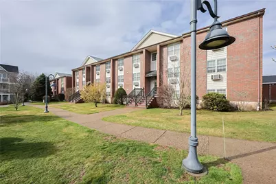 671 Metacom Avenue #38, Bristol, RI 02809 - Photo 1