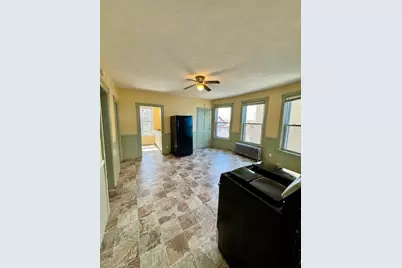 33 Eighth Street, Providence, RI 02906 - Photo 1