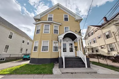 1322 Newport Avenue, Pawtucket, RI 02861 - Photo 1