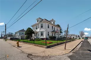 476 Grand Ave, Pawtucket, RI 02861 - Photo 1