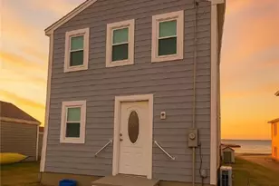 6 Arnold St, Jamestown, RI 02835 - Photo 1