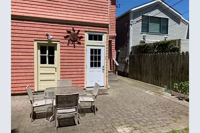 27 Young Street #2, Newport, RI 02840 - Photo 1