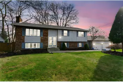 22 Freedom Court, Johnston, RI 02919 - Photo 1