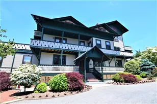 35 Chastellux Ave, Newport, RI 02840 - Photo 1