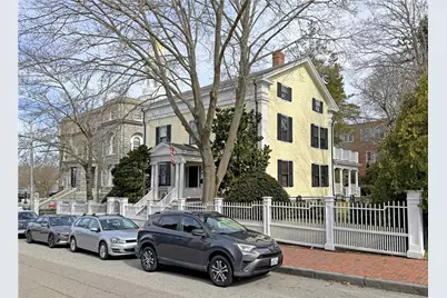 10 Bull Street, Newport, RI 02840 - Photo 1