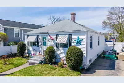 105 Enfield St Street, Pawtucket, RI 02861 - Photo 1