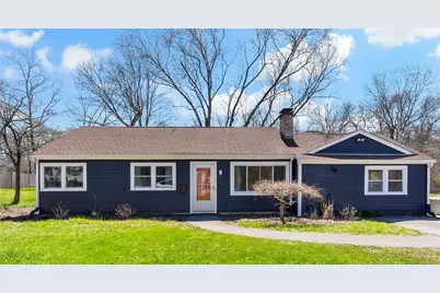 32 Sherwood Lane, Barrington, RI 02806 - Photo 1