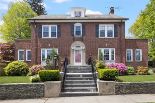 296 Taber Ave, Providence, RI 02906 - Photo 1