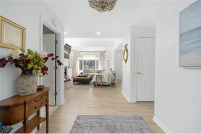 11 Vanderbilt Drive, Narragansett, RI 02882 - Photo 1