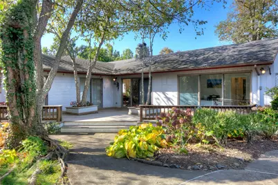 160 Webster Street, Newport, RI 02840 - Photo 1