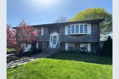 11 Pocono Road, Middletown, RI 02842 - Photo 1