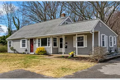 4 Sherbrooke Road, Barrington, RI 02806 - Photo 1