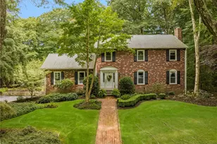 70 Falcon Cir, East Greenwich, RI 02818 - Photo 1