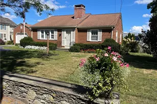 1000 Hope St, Bristol, RI 02809 - Photo 1