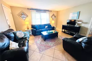 70 Carroll Ave, Newport, RI 02840 - Photo 1