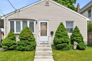 320 Beverage Hill Ave, Pawtucket, RI 02861 - Photo 1