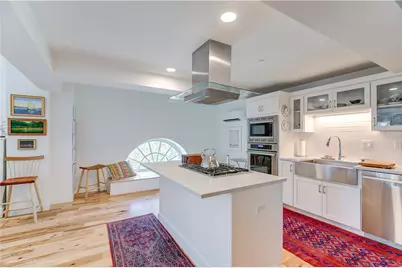 27 High Street #5, Newport, RI 02840 - Photo 1