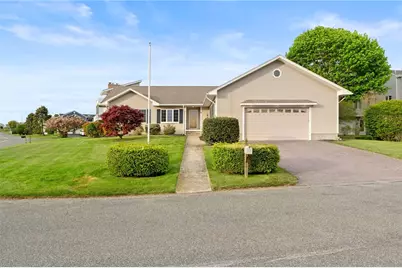 6 Windward Circle, Narragansett, RI 02882 - Photo 1